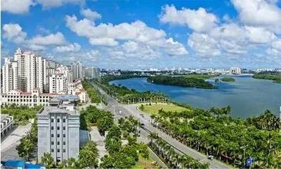 央視調查:三亞房價每平驟降4000元!中介紛紛轉行&hellip;